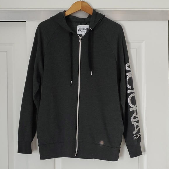Victoria's Secret Tops - NWOT...VICTORIA SECRET SPORT  hoodie!